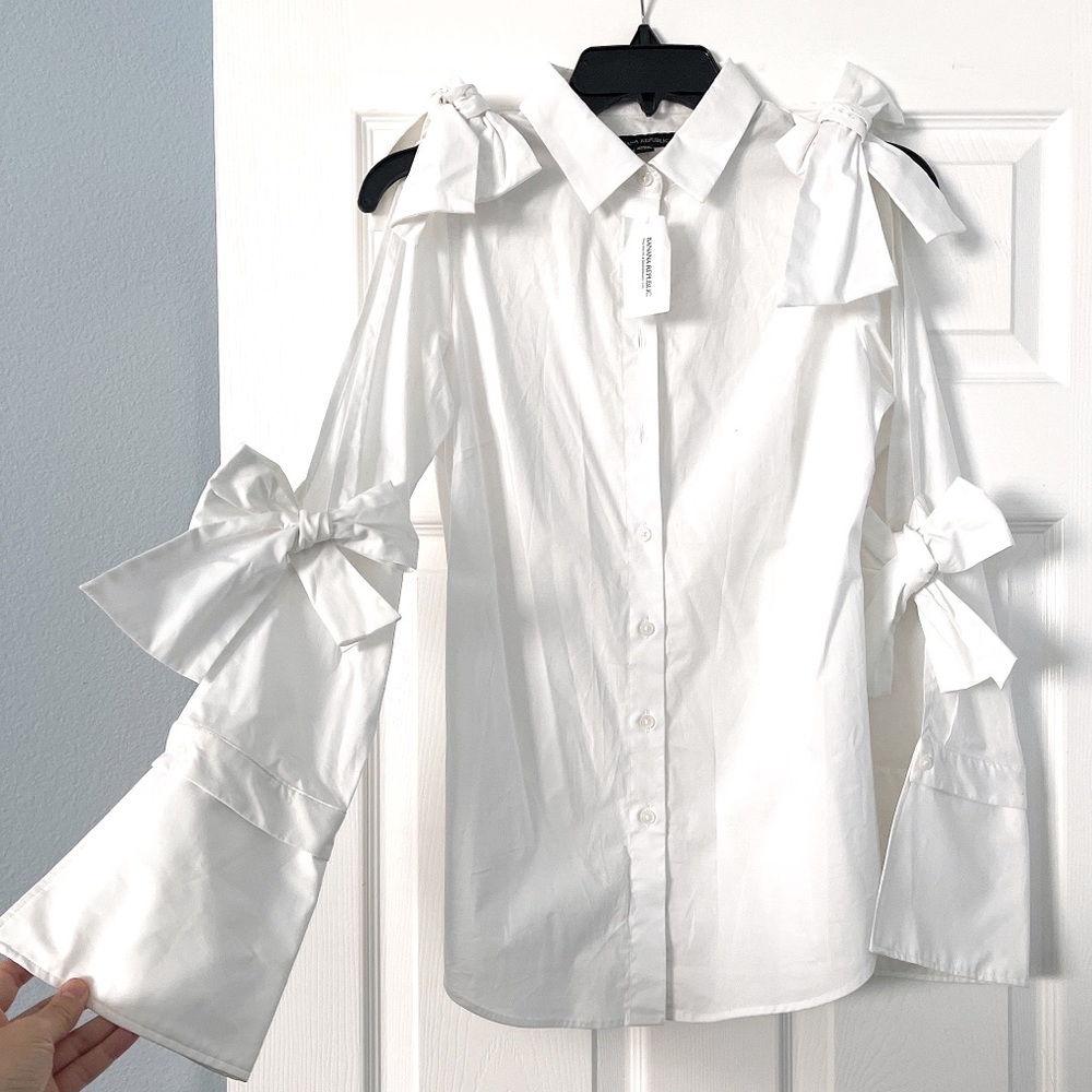 New!Banana Republic tie bow sleeve poplin shirt.